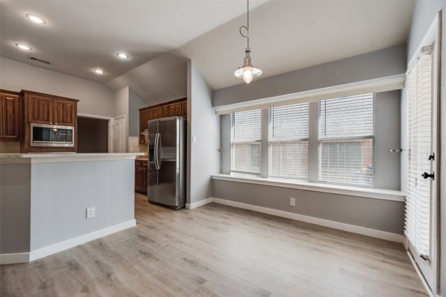 1015 Harwood Court, Euless, TX 76039