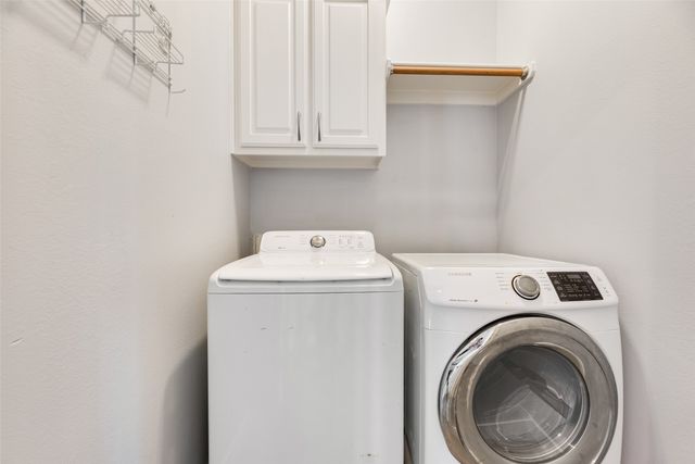 1015 Harwood Court, Euless, TX 76039