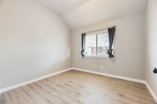 1015 Harwood Court, Euless, TX 76039