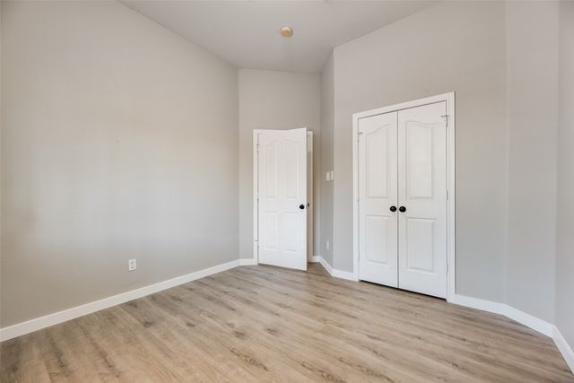 1015 Harwood Court, Euless, TX 76039