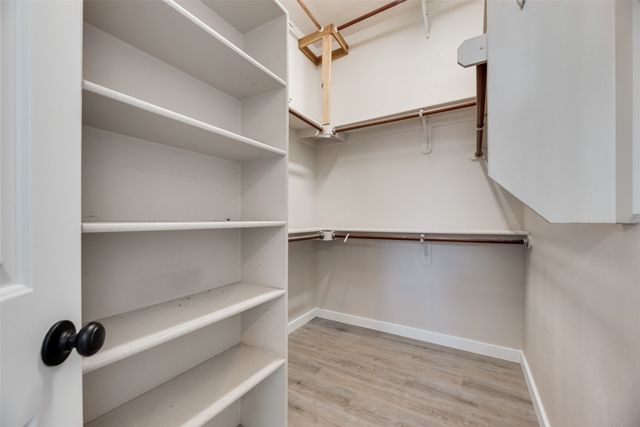 1015 Harwood Court, Euless, TX 76039