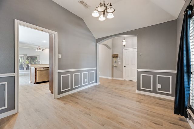 1015 Harwood Court, Euless, TX 76039