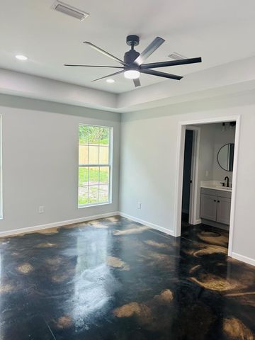 830 South Holland St, Slocomb, AL 36375