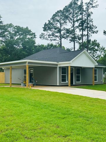 830 South Holland St, Slocomb, AL 36375