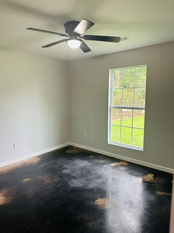 830 South Holland St, Slocomb, AL 36375