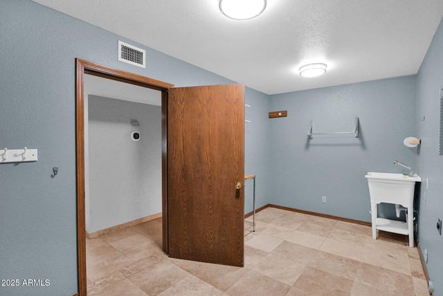 44426 N 20TH Street N, New River, AZ 85087