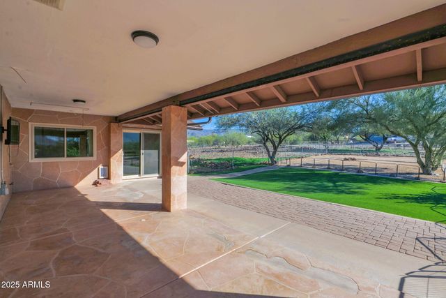 44426 N 20TH Street N, New River, AZ 85087