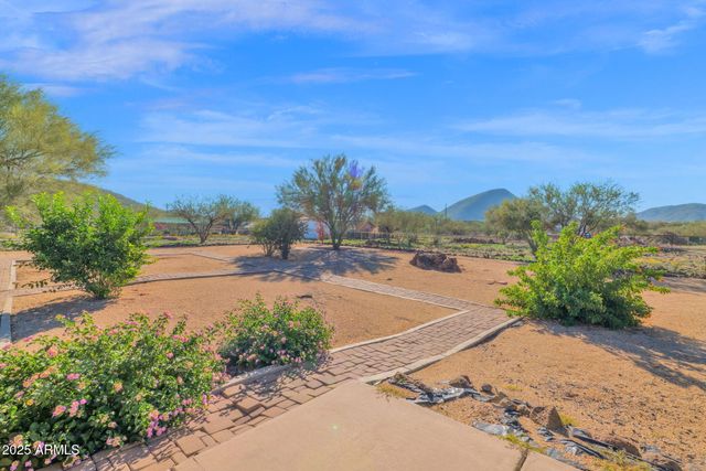 44426 N 20TH Street N, New River, AZ 85087