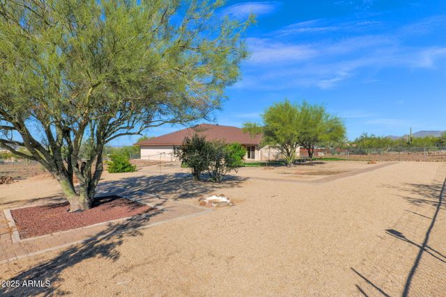 44426 N 20TH Street N, New River, AZ 85087