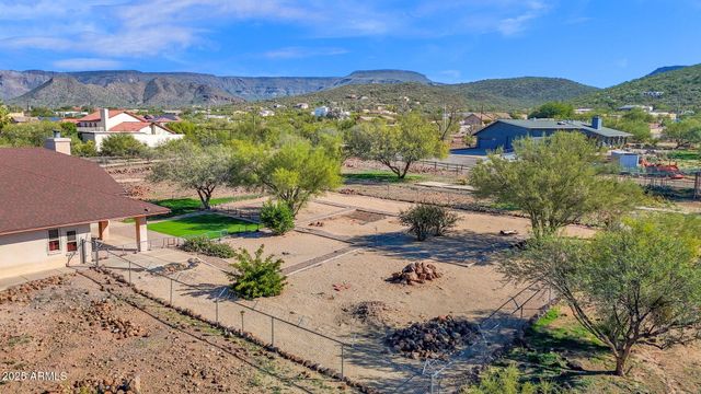 44426 N 20TH Street N, New River, AZ 85087