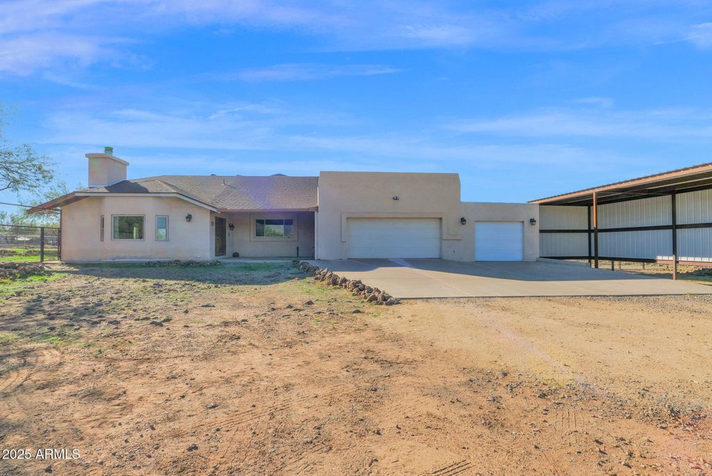 44426 N 20TH Street N, New River, AZ 85087