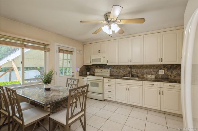 7 Ebb Court, Commack, NY 11725