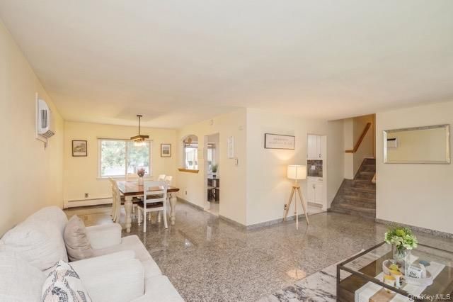 7 Ebb Court, Commack, NY 11725