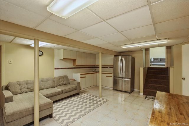 7 Ebb Court, Commack, NY 11725