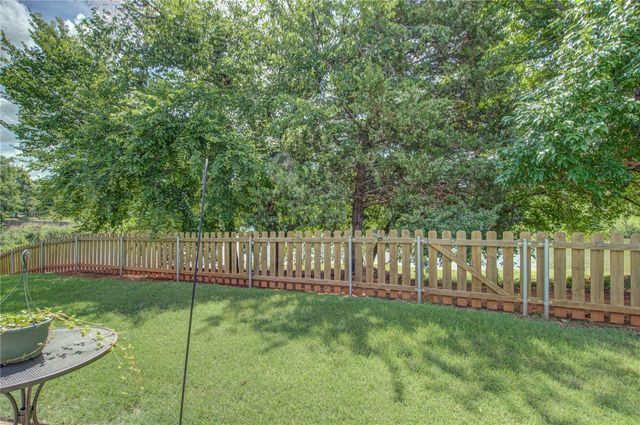 2927 City View, Norman, OK 73072