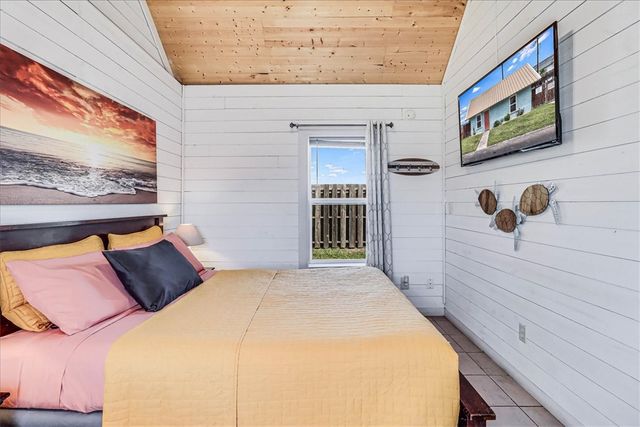 134 N Alister St 4, Port Aransas, TX 78373