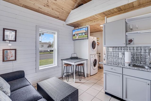 134 N Alister St 4, Port Aransas, TX 78373