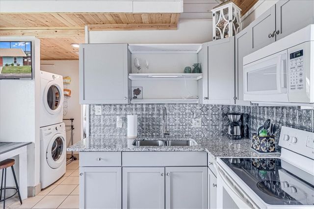 134 N Alister St 4, Port Aransas, TX 78373