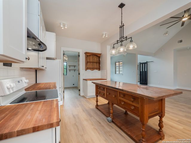 1658 Hilltop Ridge, New Braunfels, TX 78132