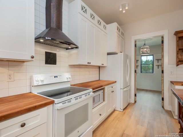 1658 Hilltop Ridge, New Braunfels, TX 78132