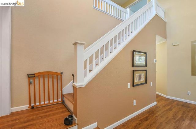150 Trenton Cir, Pleasanton, CA 94566