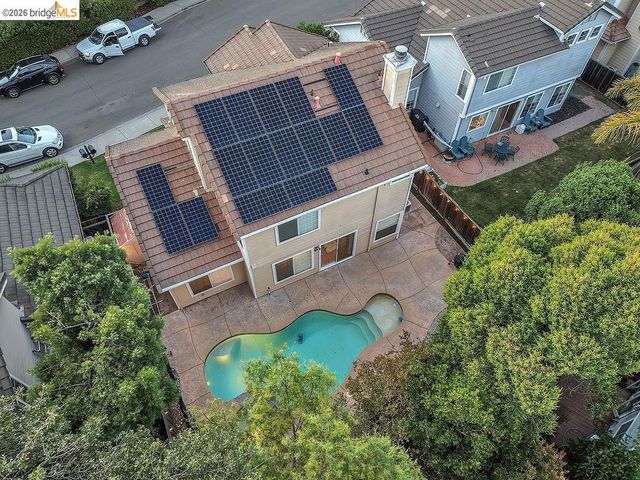 150 Trenton Cir, Pleasanton, CA 94566
