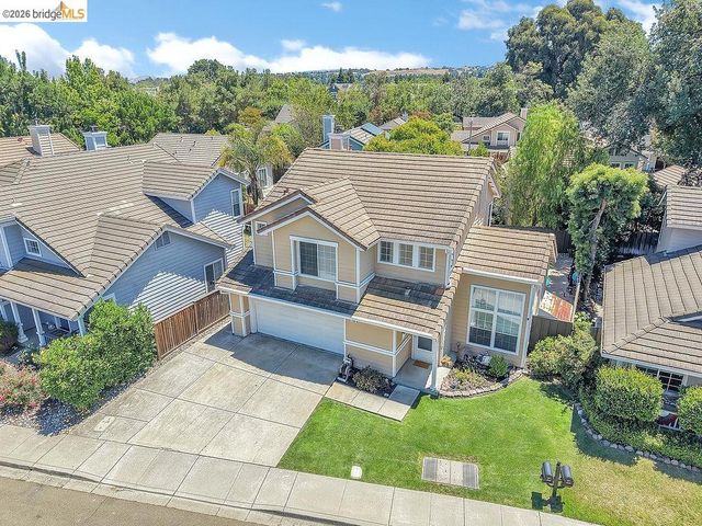 150 Trenton Cir, Pleasanton, CA 94566