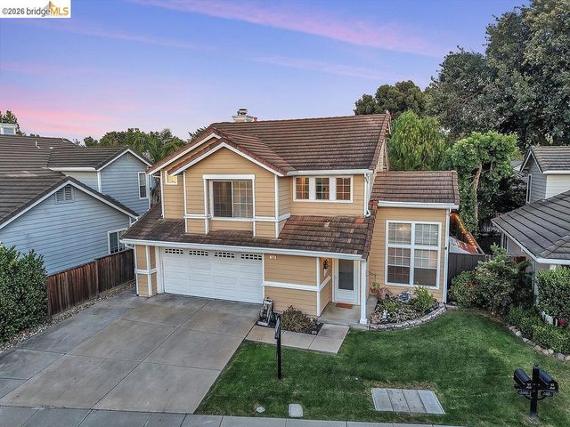 150 Trenton Cir, Pleasanton, CA 94566