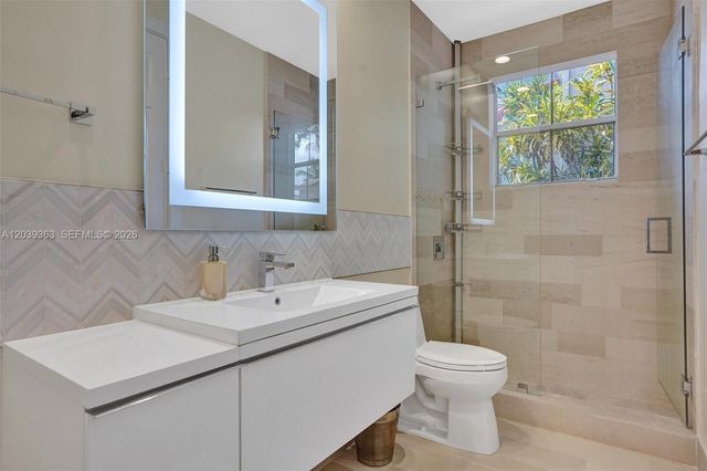 1529 Shoreline Way 1529, Hollywood, FL 33019