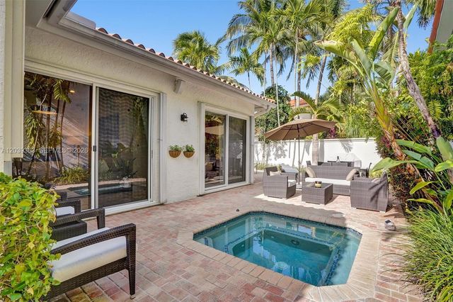 1529 Shoreline Way 1529, Hollywood, FL 33019