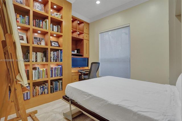 1529 Shoreline Way 1529, Hollywood, FL 33019