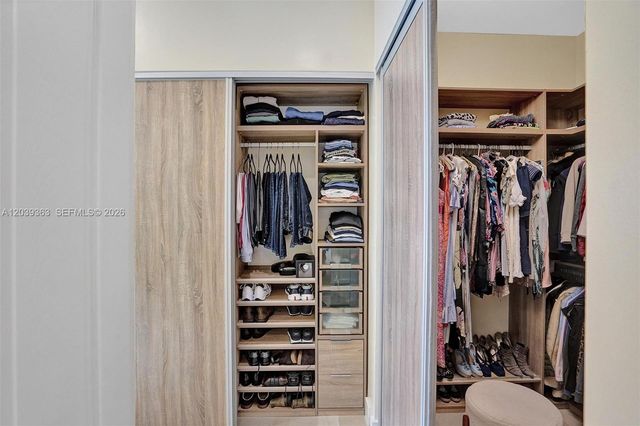 1529 Shoreline Way 1529, Hollywood, FL 33019