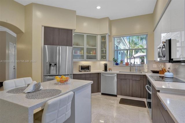 1529 Shoreline Way 1529, Hollywood, FL 33019