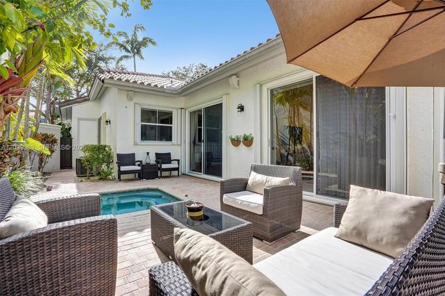 1529 Shoreline Way 1529, Hollywood, FL 33019