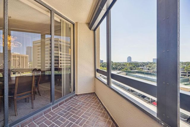 5555 Del Monte Drive 704, Houston, TX 77056