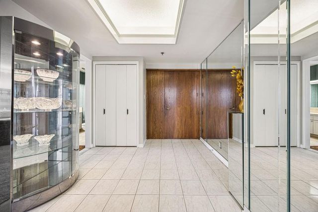 5555 Del Monte Drive 704, Houston, TX 77056