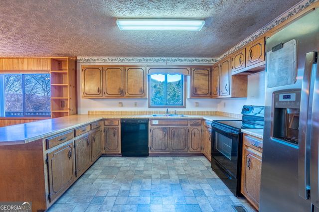 178 Troy Lane, Rabun Gap, GA 30568