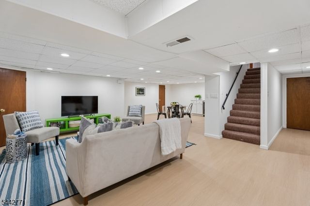 179 Baltusrol Ave, Springfield Twp., NJ 07081