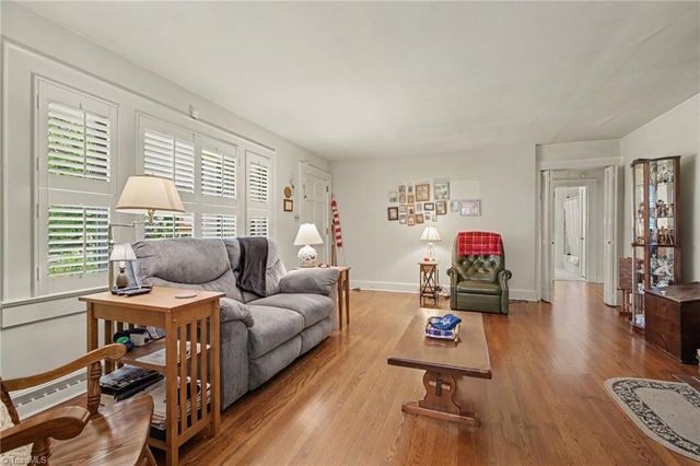 305 Hilltop Drive, Lexington, NC 27292