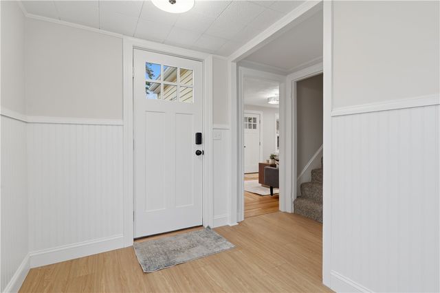 377 England Street, Cumberland, RI 02864