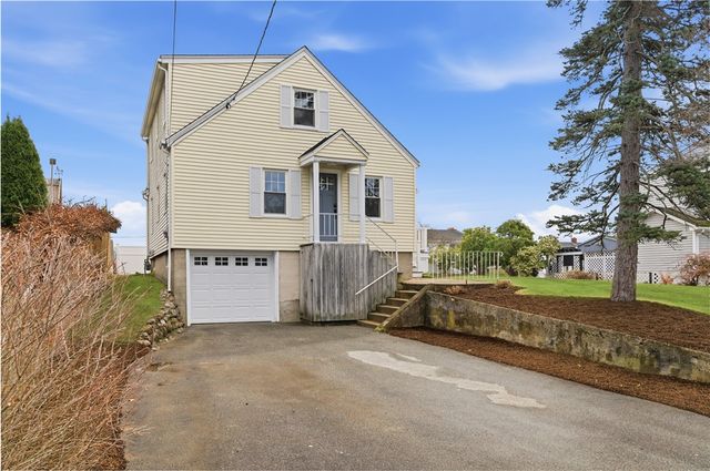 377 England Street, Cumberland, RI 02864