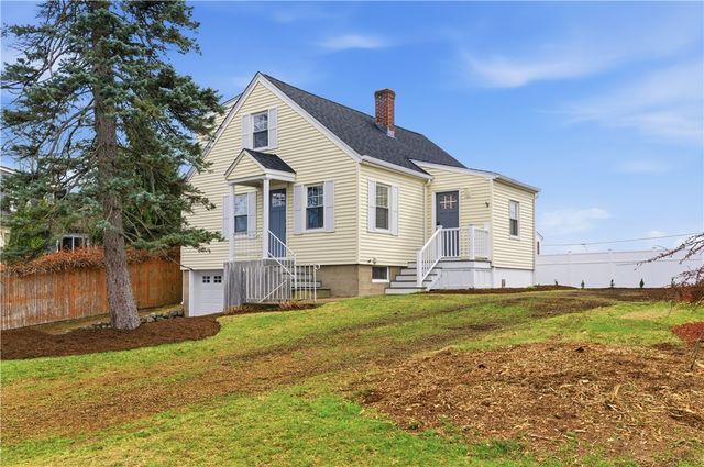 377 England Street, Cumberland, RI 02864