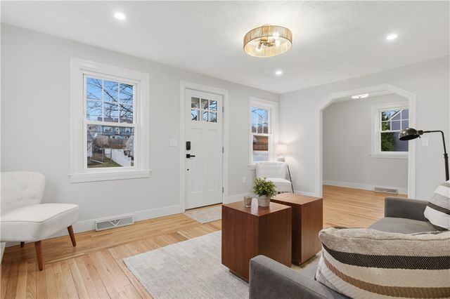 377 England Street, Cumberland, RI 02864