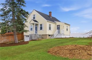 377 England Street, Cumberland, RI 02864