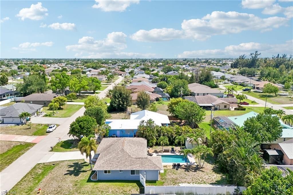 808 SW 14th PL, CAPE CORAL, FL 33991 — photo 3