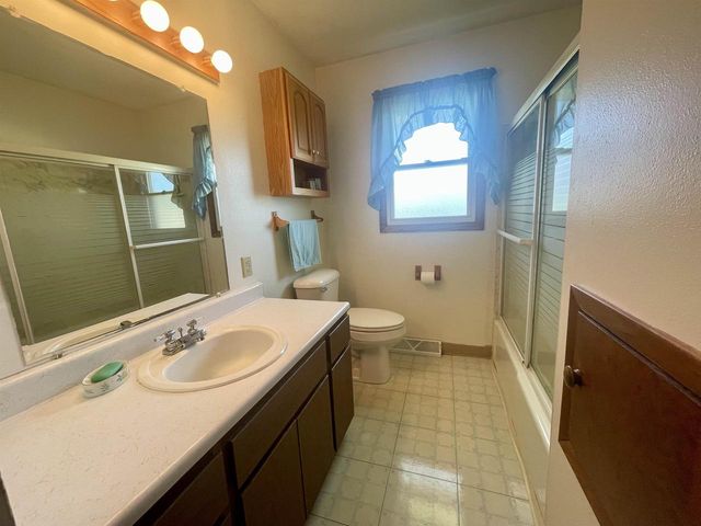 739 Roosevelt Avenue, Janesville, WI 53546