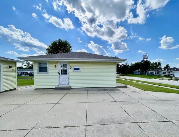 739 Roosevelt Avenue, Janesville, WI 53546