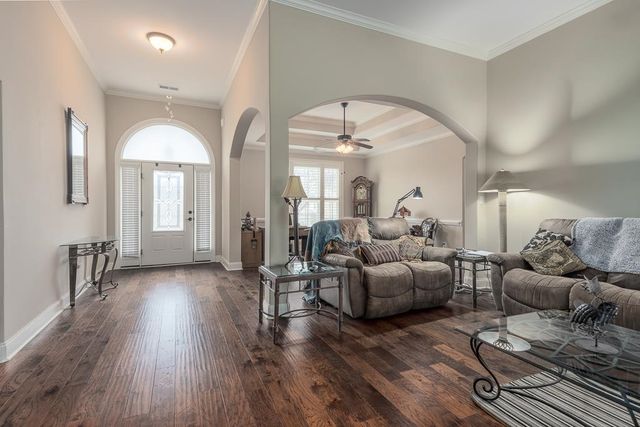 4732 HUNTERS GLADE LN, Bartlett, TN 38002