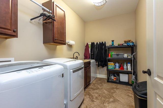 4732 HUNTERS GLADE LN, Bartlett, TN 38002