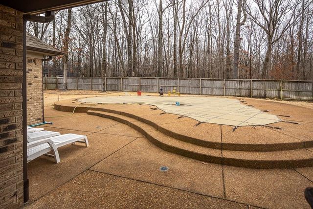 4732 HUNTERS GLADE LN, Bartlett, TN 38002